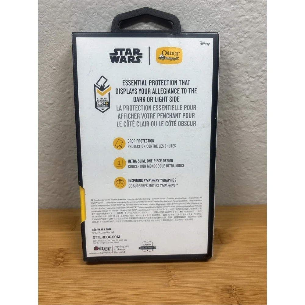 OtterBox Apple iPhone 8 Plus/7 Plus Star Wars Symmetry Case - Darth Vader-Helmet